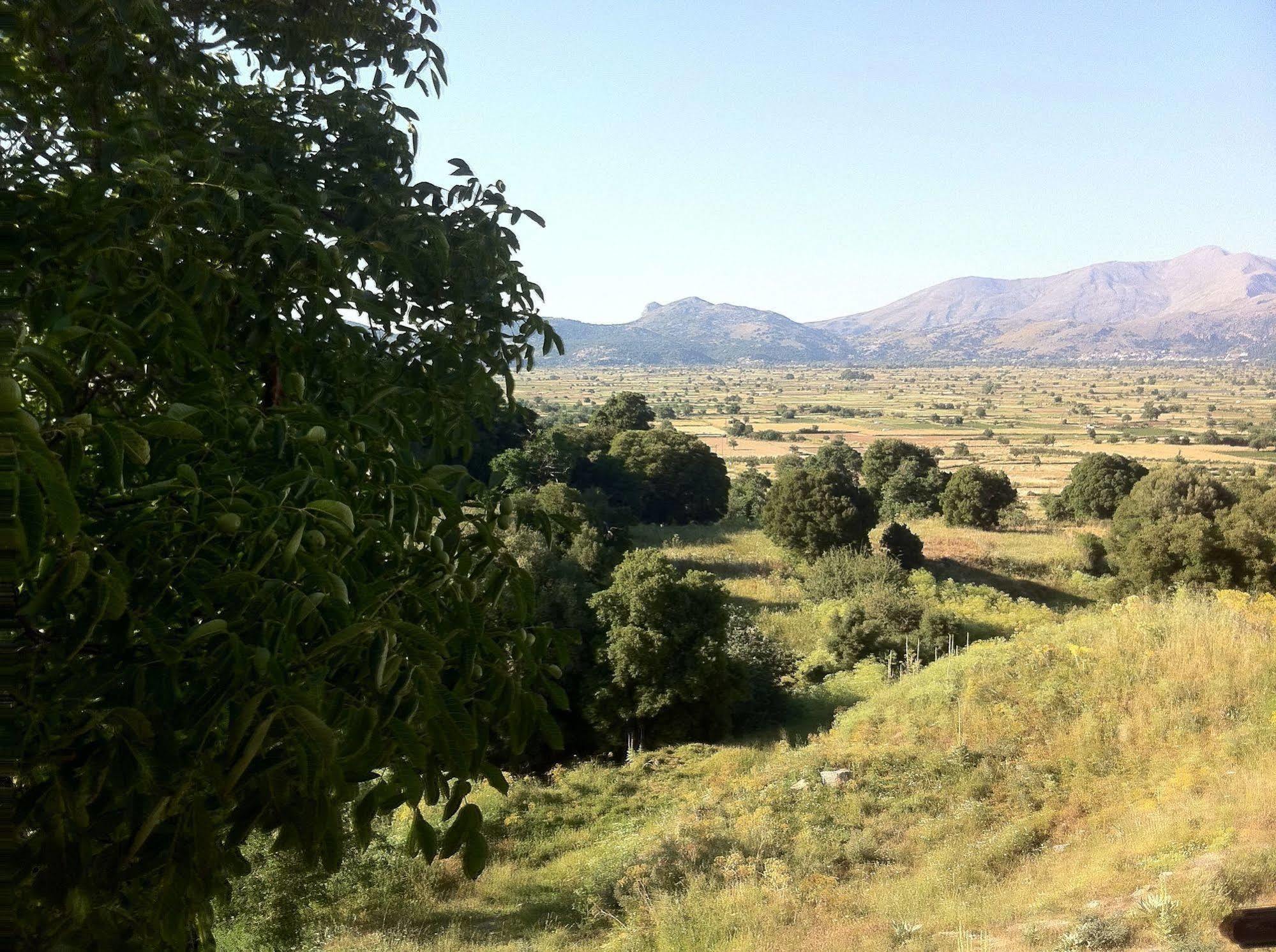 Magoulás Dionysus Lasithi Plateau מראה חיצוני תמונה